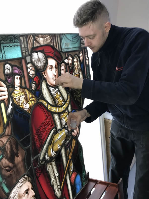 Aaron Wright – Stained Glass Apprentice